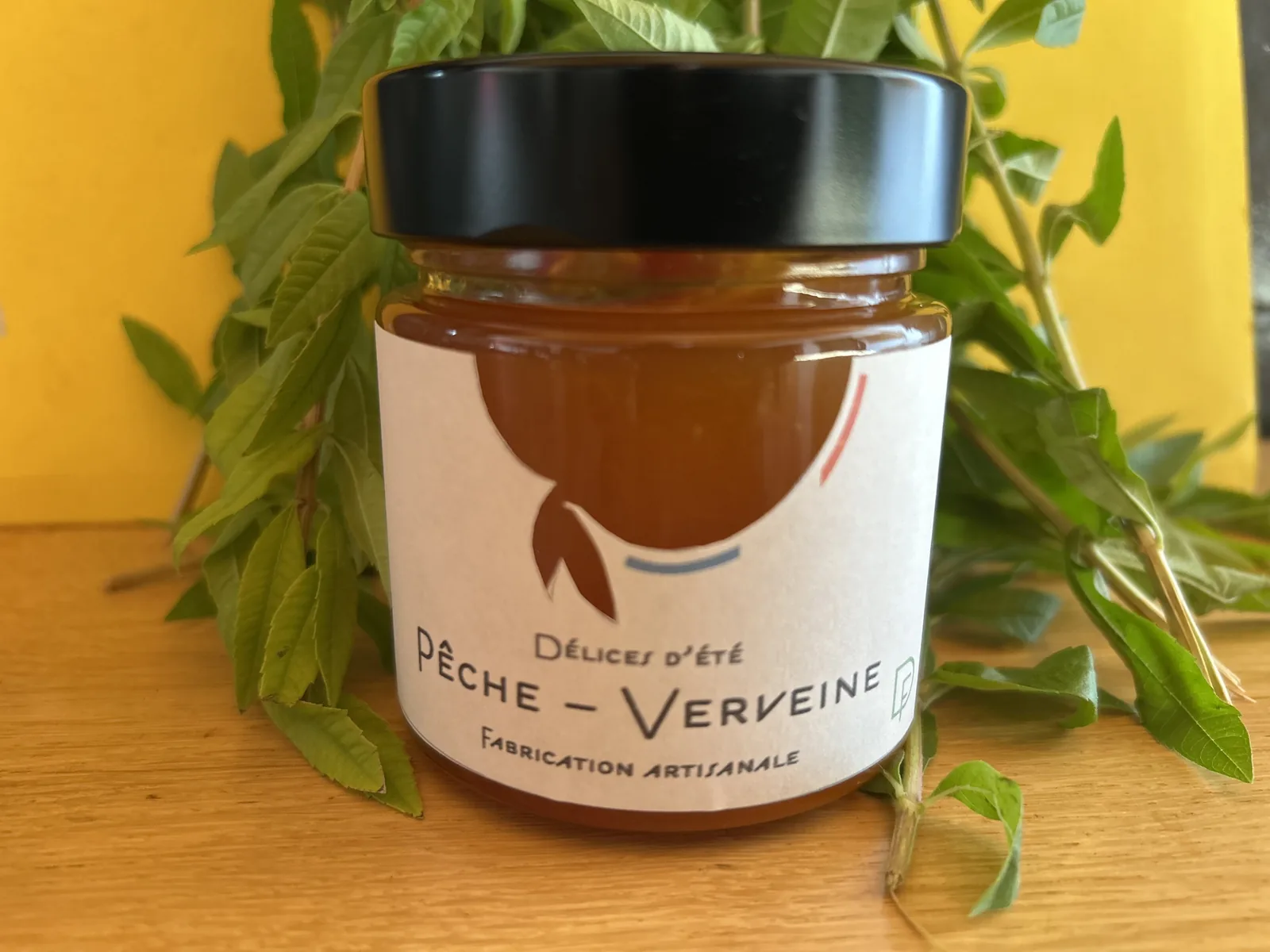 Pot de confiture artisanale Peches Jaune et Verveine Citronnée, Colorées